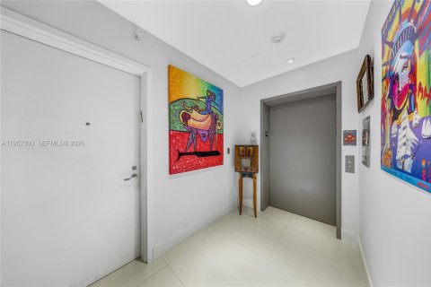 Купить кондоминиум в Норт-Майами-Бич, Флорида 2 спальни, 104.33м2, № 2008686 - фото 3