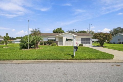 House in Summerfield, Florida 2 bedrooms, 91.97 sq.m. № 2366965