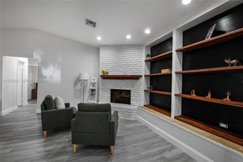 Купить таунхаус в Тамарак, Флорида 2 спальни, 148.92м2, № 2035953 - фото 5