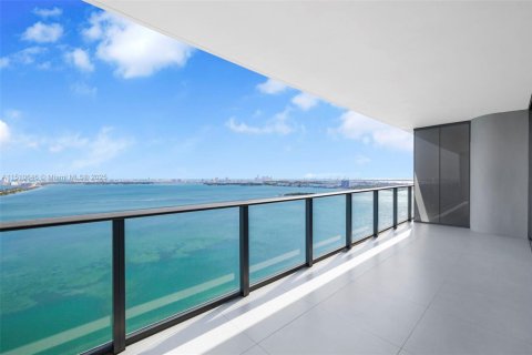 Copropriété à vendre à Miami, Floride: 1 chambre, 89.09 m2 № 1946583 - photo 1