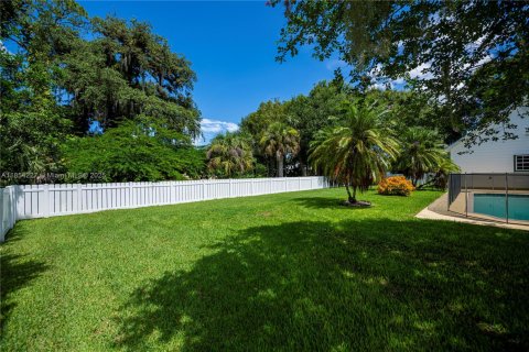 House in LaBelle, Florida 4 bedrooms, 283.26 sq.m. № 1872293 - photo 7