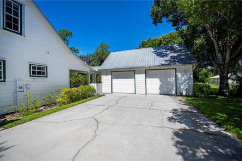 House in LaBelle, Florida 4 bedrooms, 283.26 sq.m. № 1872293 - photo 4