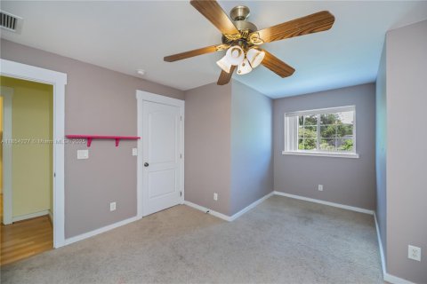 House in LaBelle, Florida 4 bedrooms, 283.26 sq.m. № 1872293 - photo 21