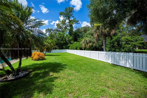House in LaBelle, Florida 4 bedrooms, 283.26 sq.m. № 1872293 - photo 8