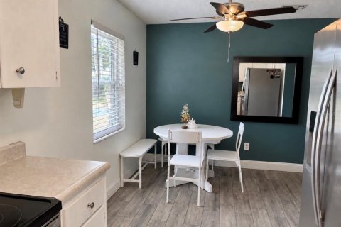 Villa ou maison à vendre à Orlando, Floride: 3 chambres, 108.7 m2 № 2425670 - photo 6