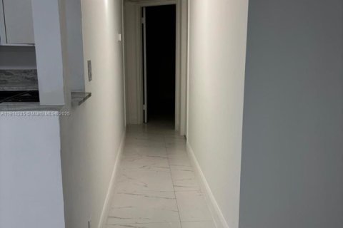 Copropriété à louer à Aventura, Floride: 2 chambres, 102.56 m2 № 1969911 - photo 9