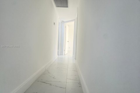 Copropriété à louer à Aventura, Floride: 2 chambres, 102.56 m2 № 1969911 - photo 18