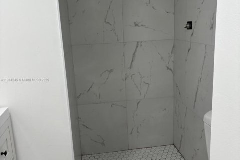 Copropriété à louer à Aventura, Floride: 2 chambres, 102.56 m2 № 1969911 - photo 12