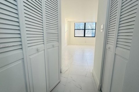 Copropriété à louer à Aventura, Floride: 2 chambres, 102.56 m2 № 1969911 - photo 15