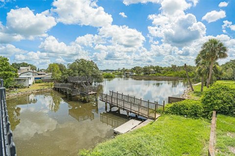 Casa en venta en Gibsonton, Florida, 5 dormitorios, 382.76 m2 № 1782189 - foto 14