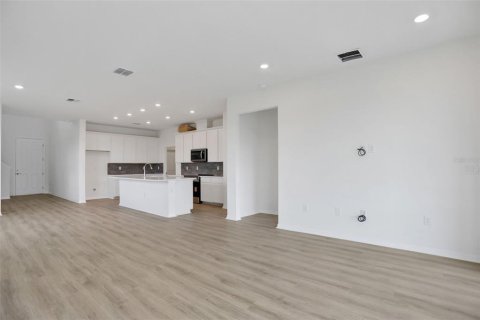 Villa ou maison à vendre à Parrish, Floride: 4 chambres, 195.37 m2 № 2117746 - photo 10