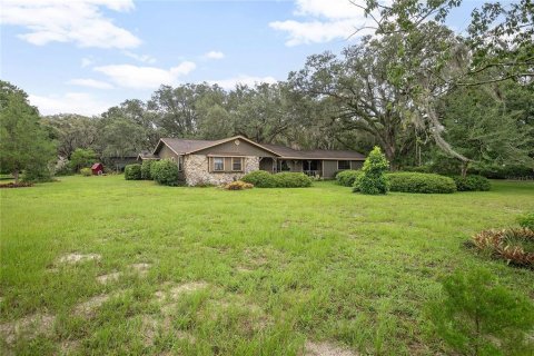 House in DeLand, Florida 3 bedrooms, 176.89 sq.m. № 1839813 - photo 3