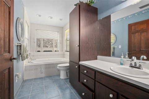 House in DeLand, Florida 3 bedrooms, 176.89 sq.m. № 1839813 - photo 23