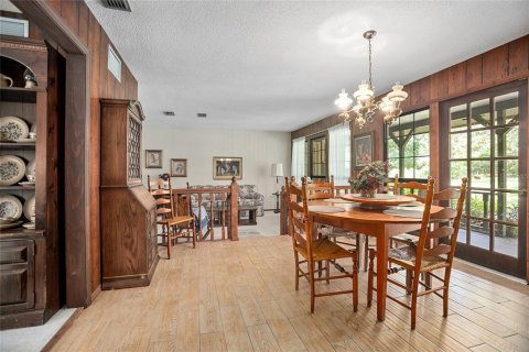 House in DeLand, Florida 3 bedrooms, 176.89 sq.m. № 1839813 - photo 14