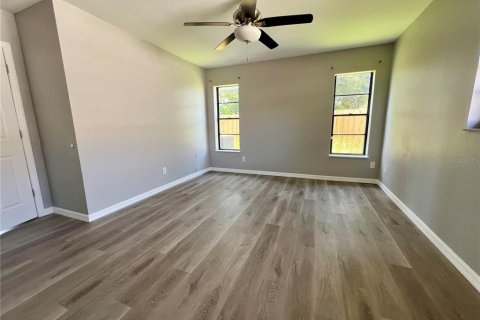 Villa ou maison à louer à Saint Petersburg, Floride: 3 chambres, 122.63 m2 № 1873824 - photo 19