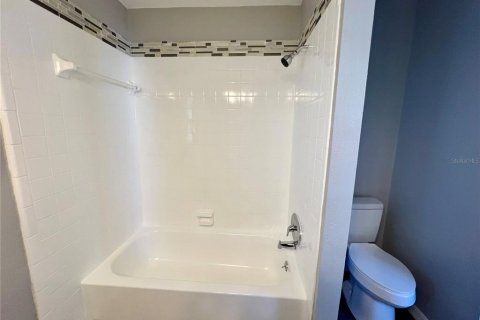 Villa ou maison à louer à Saint Petersburg, Floride: 3 chambres, 122.63 m2 № 1873824 - photo 21