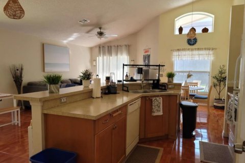 House in Kissimmee, Florida 4 bedrooms, 143.26 sq.m. № 1634692 - photo 5