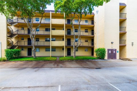 Condominio en venta en Plantation, Florida, 2 dormitorios, 107.77 m2 № 1187065 - foto 1