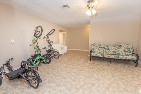 Villa ou maison à vendre à Dade City, Floride: 2 chambres, 111.3 m2 № 2147920 - photo 13