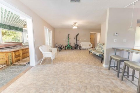 Villa ou maison à vendre à Dade City, Floride: 2 chambres, 111.3 m2 № 2147920 - photo 5