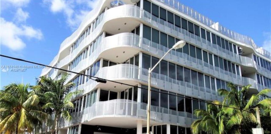 Condo à Miami Beach, Floride, 1 chambre  № 1925162