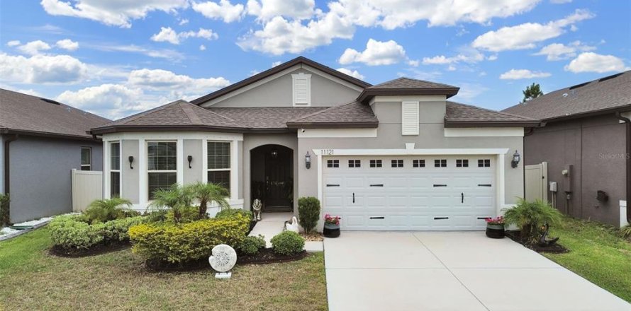 House in Riverview, Florida 3 bedrooms, 182.46 sq.m. № 2114886