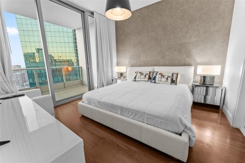 Condo in Miami, Florida, 2 bedrooms № 2082355 - photo 25
