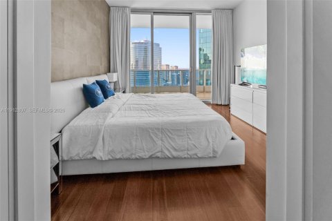 Condo in Miami, Florida, 2 bedrooms № 2082355 - photo 18