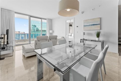 Condo in Miami, Florida, 2 bedrooms № 2082355 - photo 13