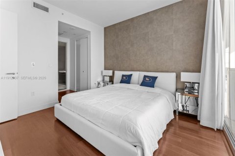 Condo in Miami, Florida, 2 bedrooms № 2082355 - photo 19