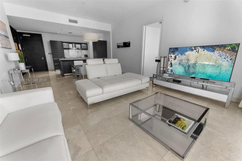 Condo in Miami, Florida, 2 bedrooms № 2082355 - photo 15