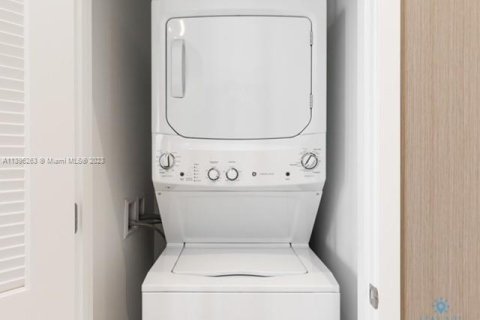 Copropriété à louer à Hollywood, Floride: 1 chambre, 65.22 m2 № 1862909 - photo 13