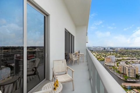 Copropriété à louer à Hollywood, Floride: 1 chambre, 65.22 m2 № 1862909 - photo 27