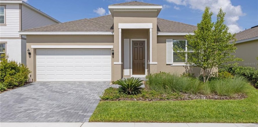 House in Haines City, Florida 3 bedrooms, 154.4 sq.m. № 2202733