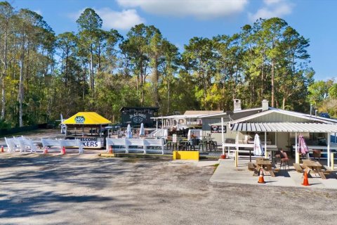 Propiedad comercial en venta en Bunnell, Florida, 257.62 m2 № 1724441 - foto 2