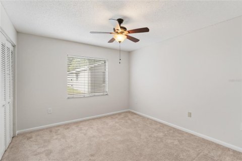 Villa ou maison à vendre à Zephyrhills, Floride: 3 chambres, 122.63 m2 № 2142161 - photo 17