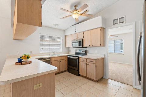 Villa ou maison à vendre à Zephyrhills, Floride: 3 chambres, 122.63 m2 № 2142161 - photo 2