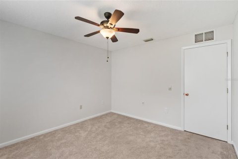 Villa ou maison à vendre à Zephyrhills, Floride: 3 chambres, 122.63 m2 № 2142161 - photo 20