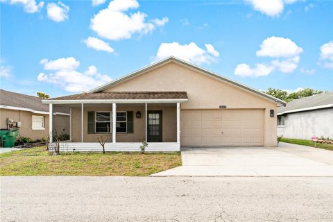 Villa ou maison à Zephyrhills, Floride 3 chambres, 122.63 m2 № 2142161