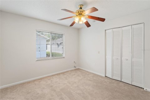 Villa ou maison à vendre à Zephyrhills, Floride: 3 chambres, 122.63 m2 № 2142161 - photo 14