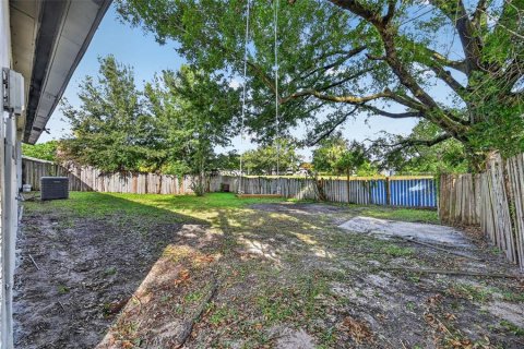 Villa ou maison à vendre à Orlando, Floride: 4 chambres, 134.34 m2 № 2435212 - photo 27