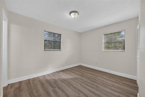 Villa ou maison à vendre à Orlando, Floride: 4 chambres, 134.34 m2 № 2435212 - photo 19