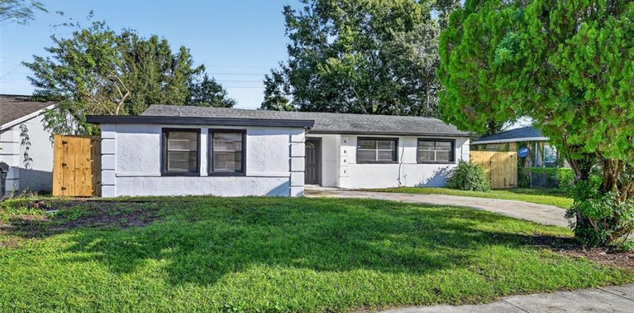 Villa ou maison à Orlando, Floride 4 chambres, 134.34 m2 № 2435212