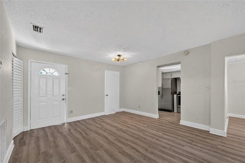 Villa ou maison à vendre à Orlando, Floride: 4 chambres, 134.34 m2 № 2435212 - photo 5