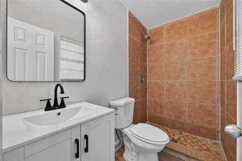 Villa ou maison à vendre à Orlando, Floride: 4 chambres, 134.34 m2 № 2435212 - photo 21