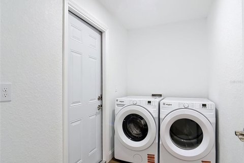 Villa ou maison à vendre à Port Charlotte, Floride: 3 chambres, 139.54 m2 № 2398570 - photo 27