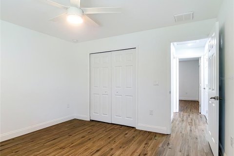 Villa ou maison à vendre à Port Charlotte, Floride: 3 chambres, 139.54 m2 № 2398570 - photo 24