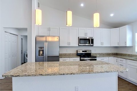 Villa ou maison à vendre à Port Charlotte, Floride: 3 chambres, 139.54 m2 № 2398570 - photo 7
