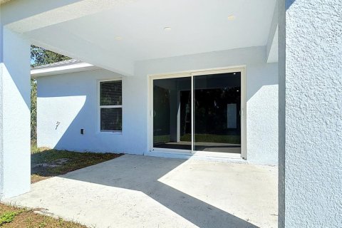 Villa ou maison à vendre à Port Charlotte, Floride: 3 chambres, 139.54 m2 № 2398570 - photo 29