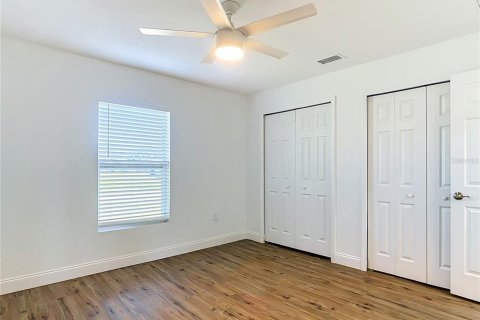Villa ou maison à vendre à Port Charlotte, Floride: 3 chambres, 139.54 m2 № 2398570 - photo 21